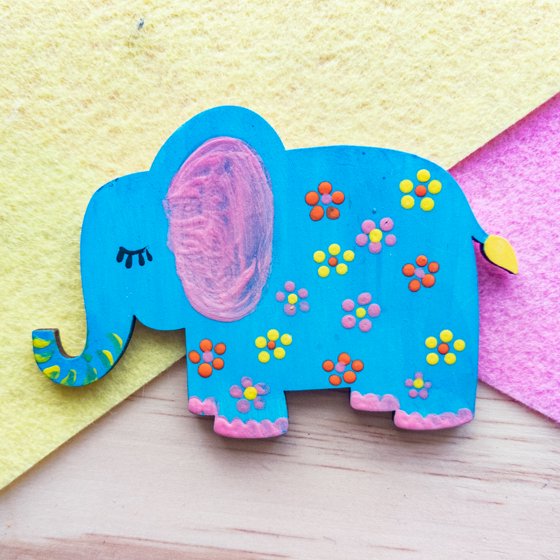 Hello Hobby Wooden Elephant Shape, Ready-to-Decorate Die-Cut Shape Wood, 4" x 0.15" x 2.75